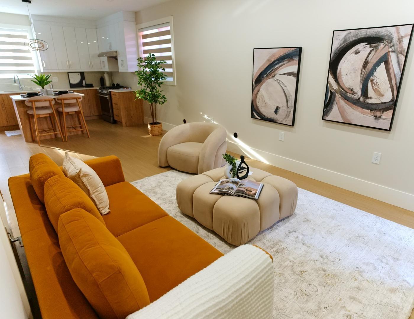 7653 117 Street Property Photo 6