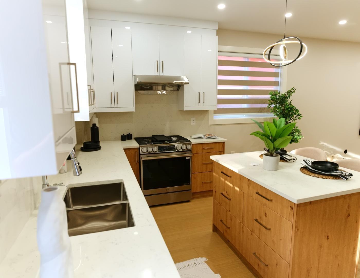 7653 117 Street Property Photo 10