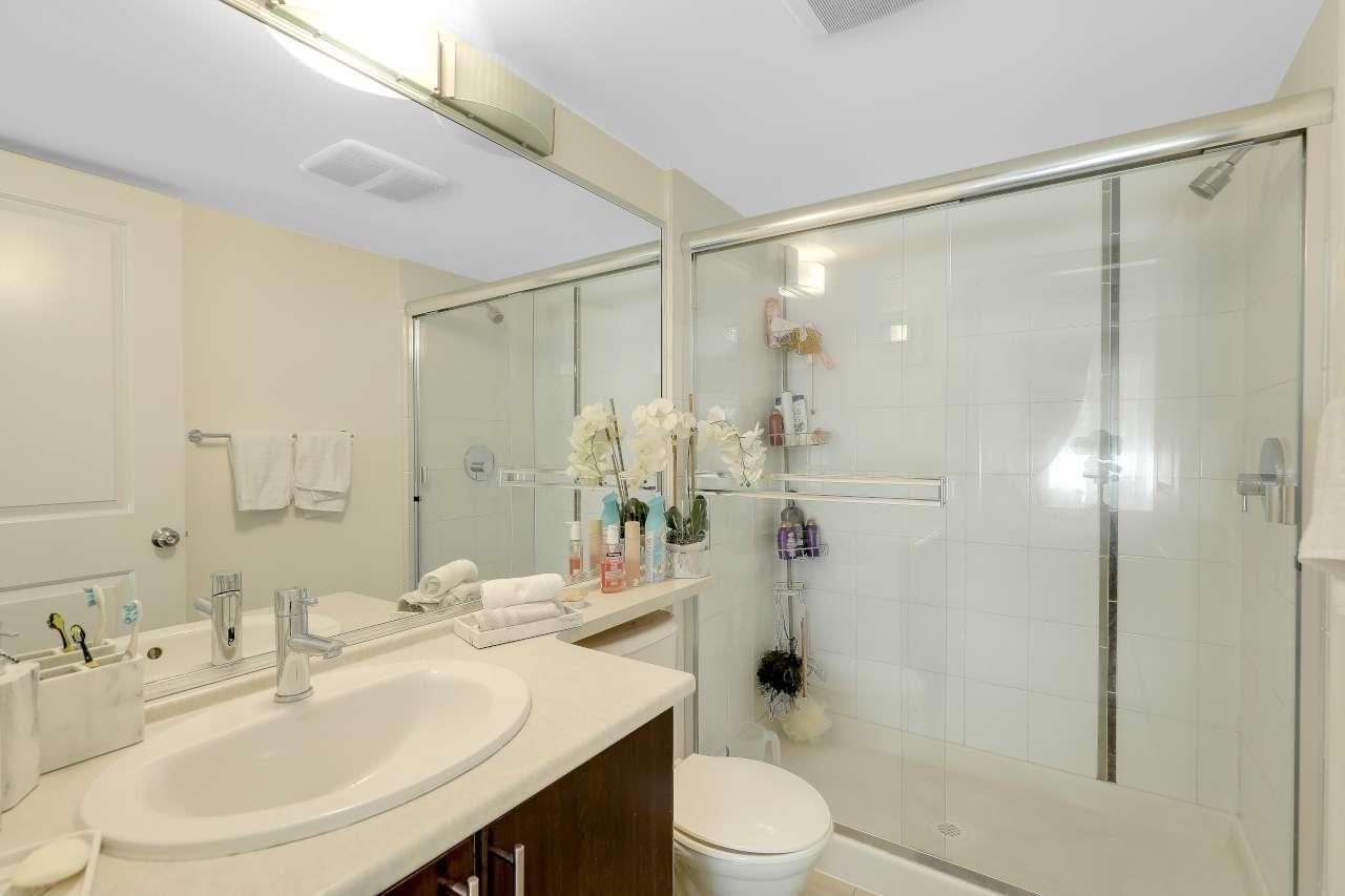 205 14960 102a Avenue Property Photo 12