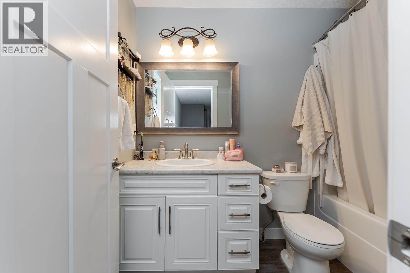5355 Woodvalley Drive Property Photo 19
