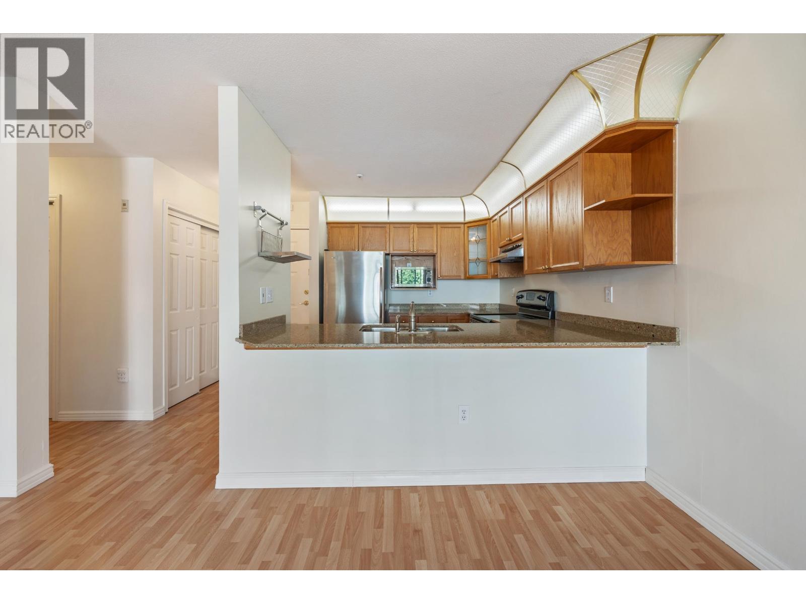 306 48 Richmond Street Property Photo 11