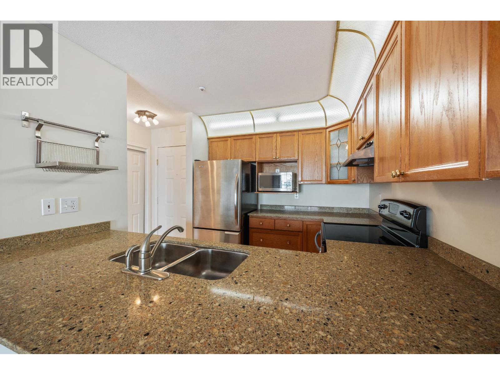 306 48 Richmond Street Property Photo 15