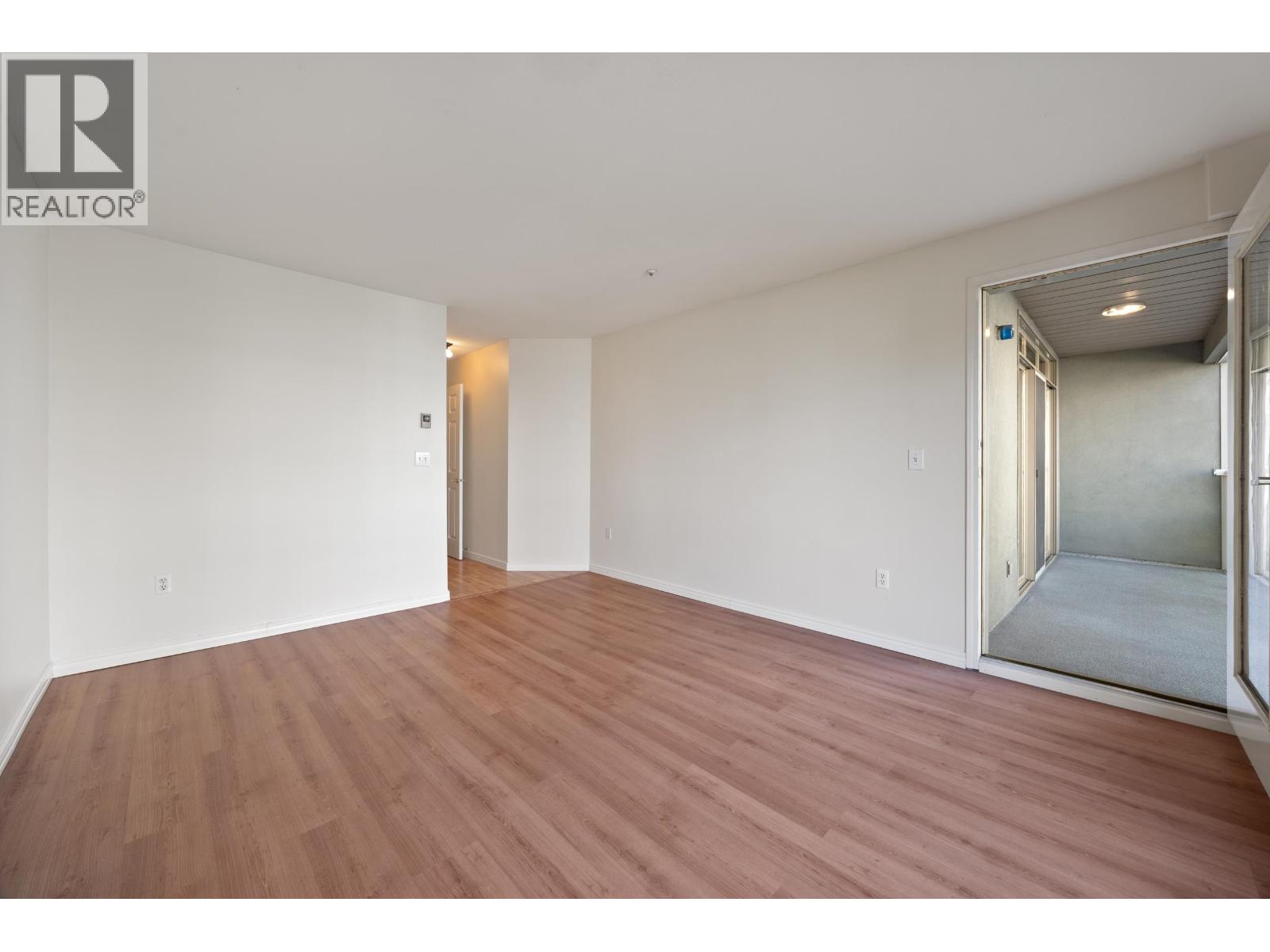 306 48 Richmond Street Property Photo 19