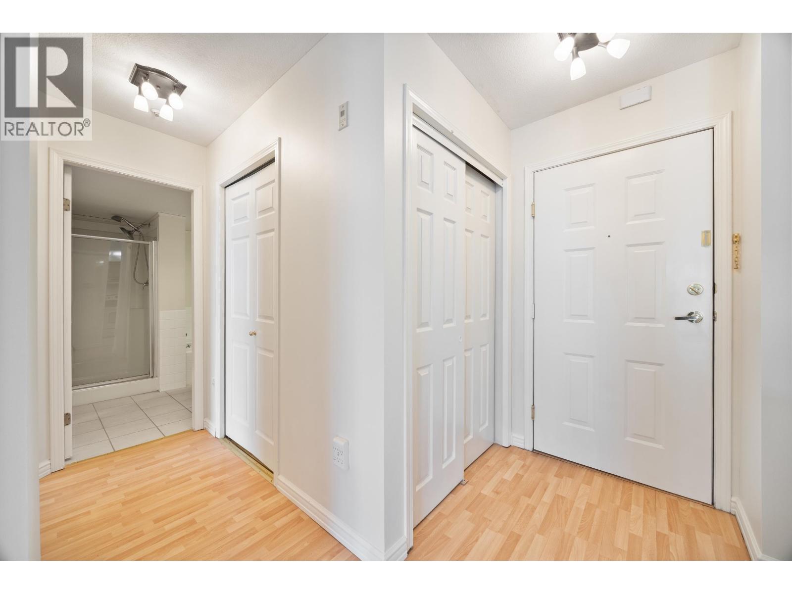 306 48 Richmond Street Property Photo 24