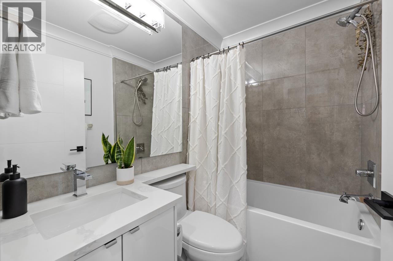 5867 Battison Street Property Photo 22