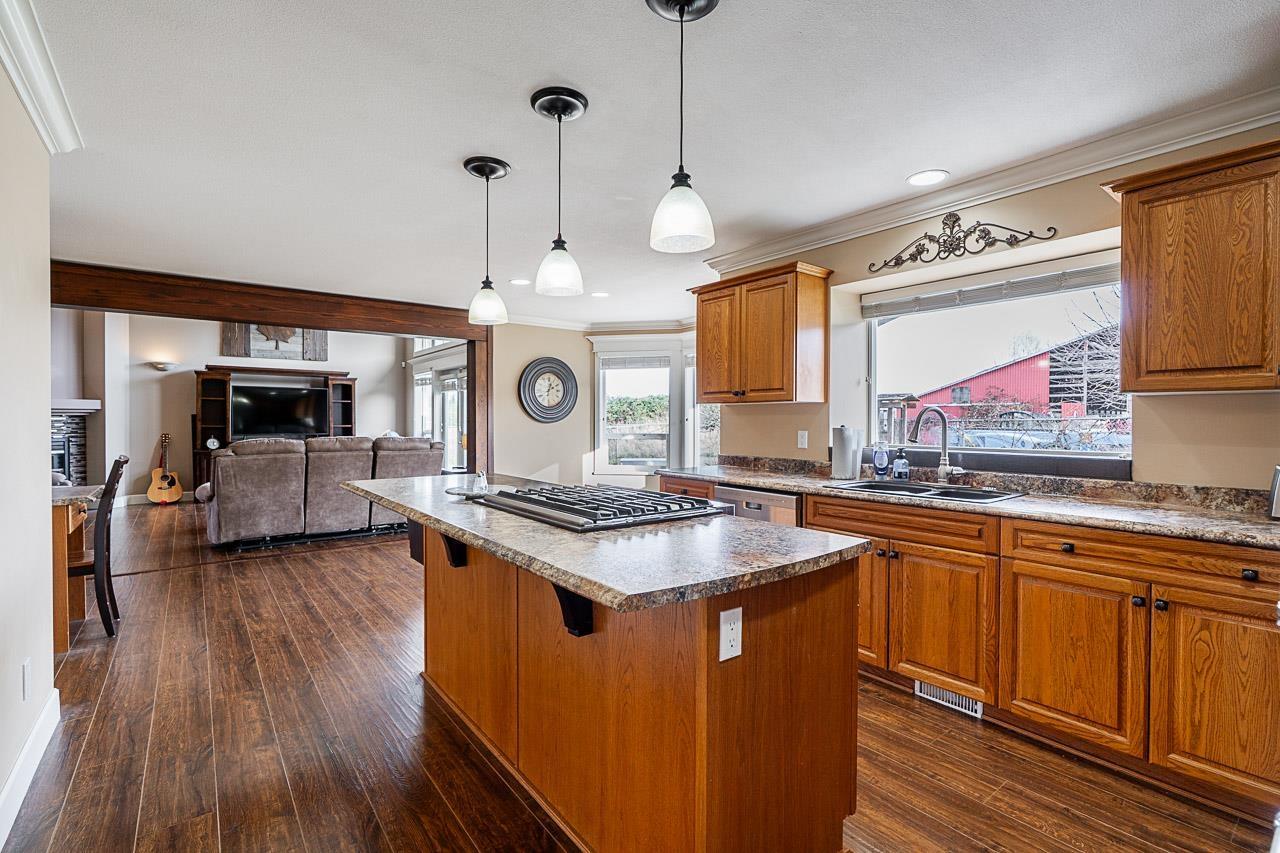 174 176 Street Property Photo 15