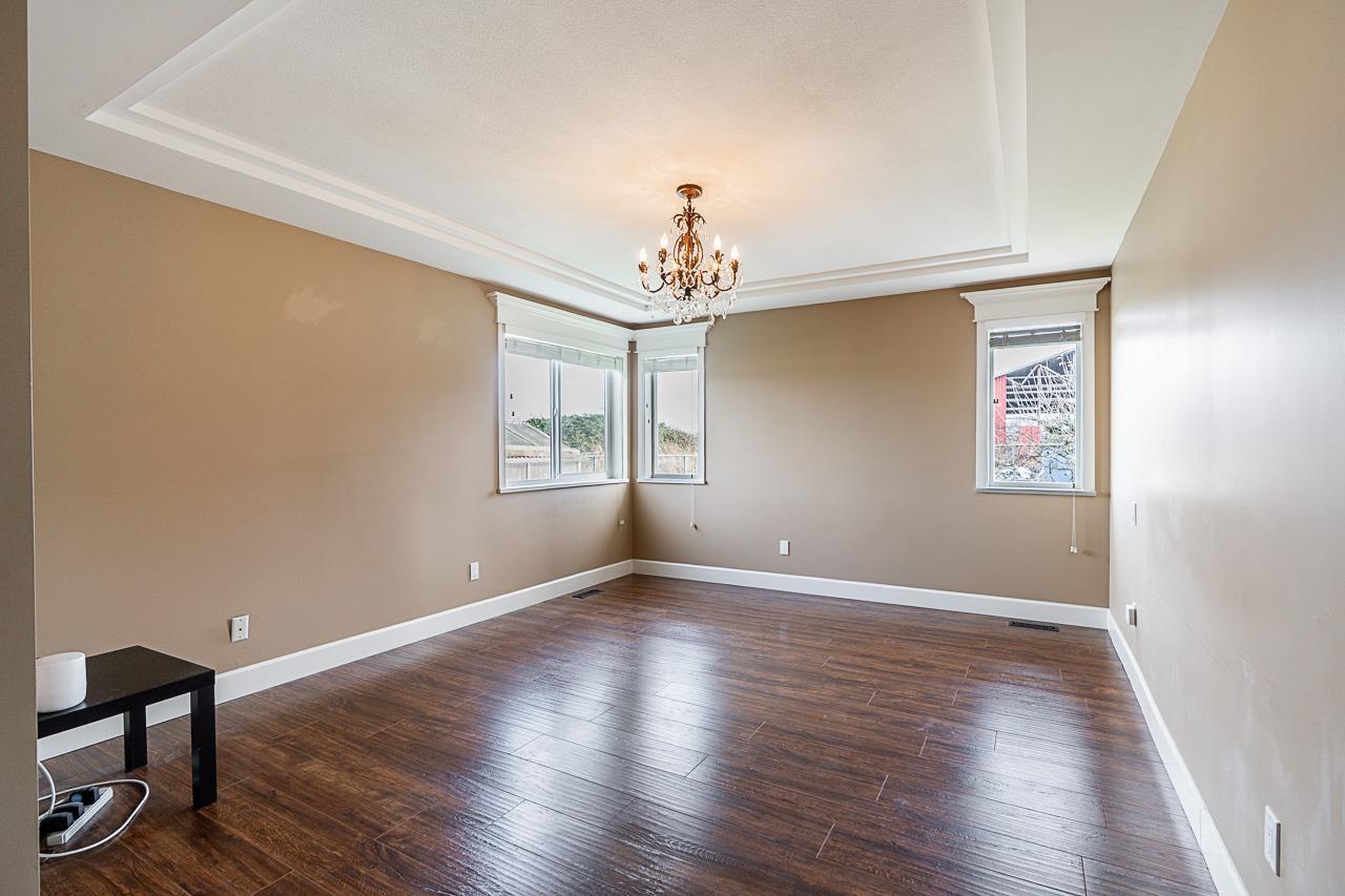 174 176 Street Property Photo 17