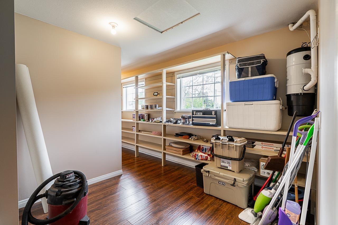 174 176 Street Property Photo 21