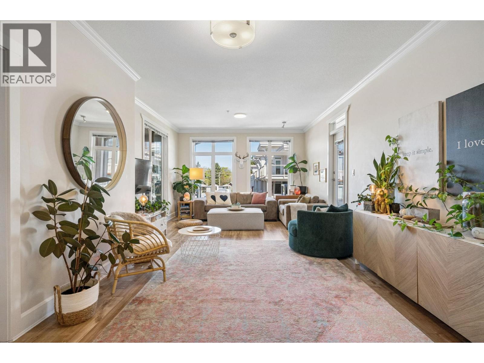 305 4111 Bayview Street Property Photo 4