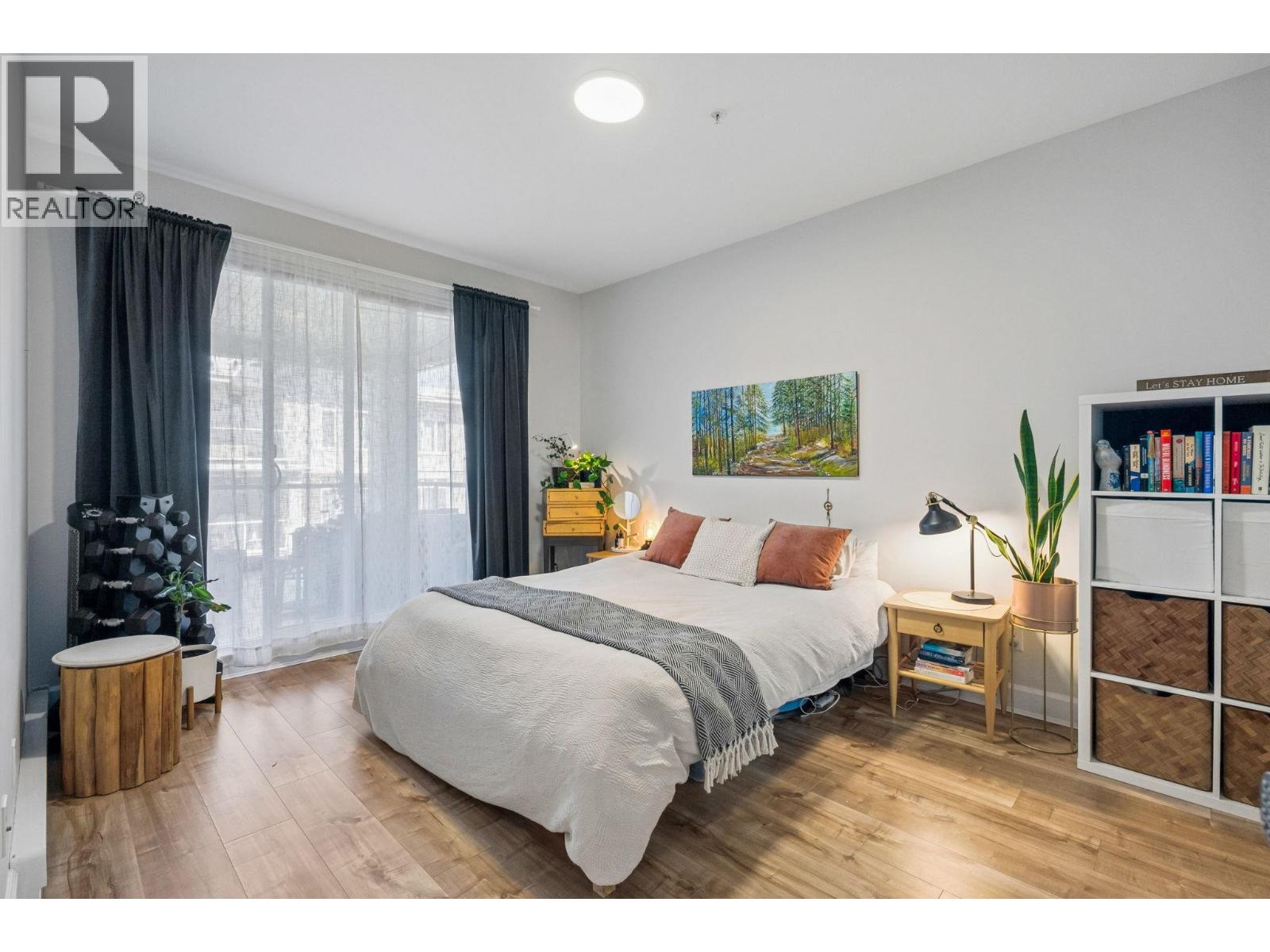 305 4111 Bayview Street Property Photo 12