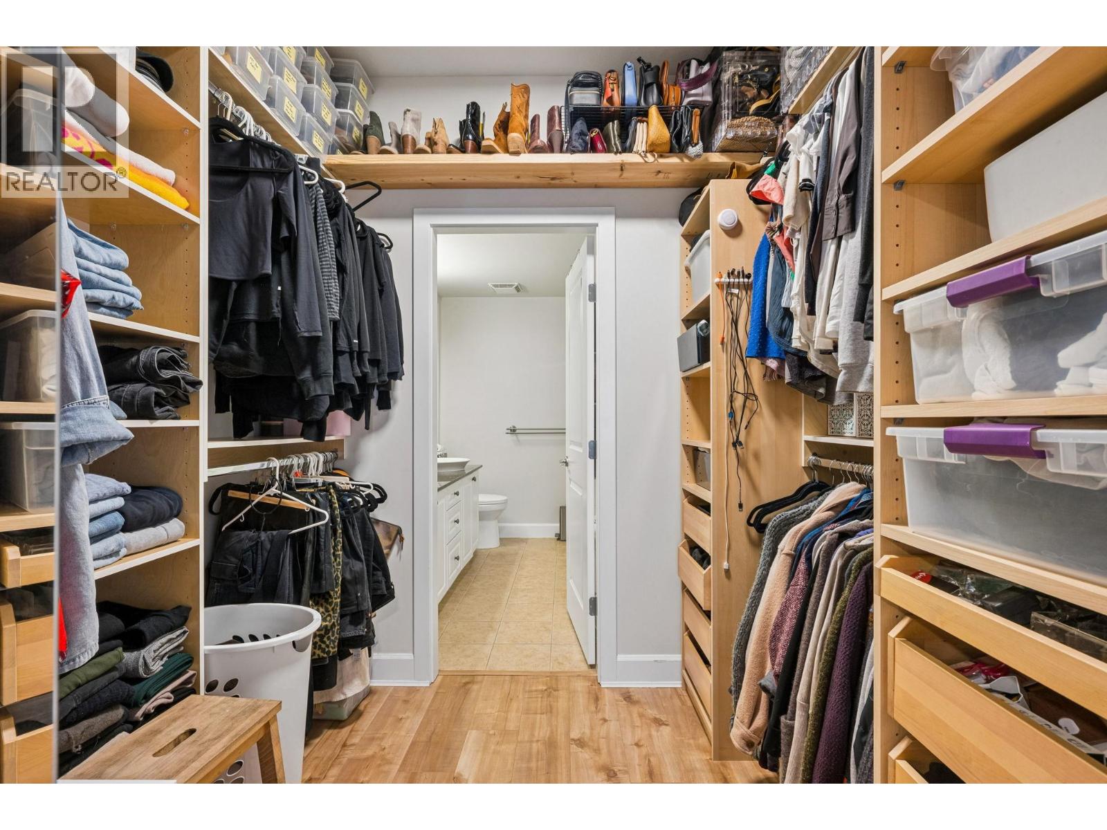 305 4111 Bayview Street Property Photo 14
