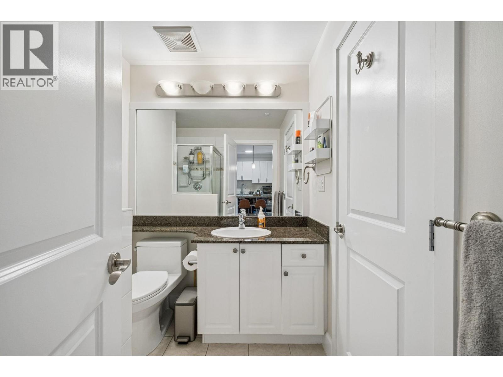305 4111 Bayview Street Property Photo 20