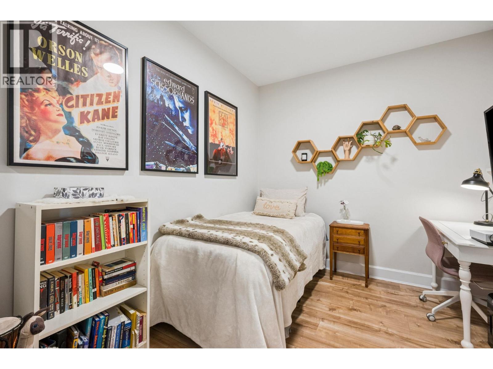 305 4111 Bayview Street Property Photo 23
