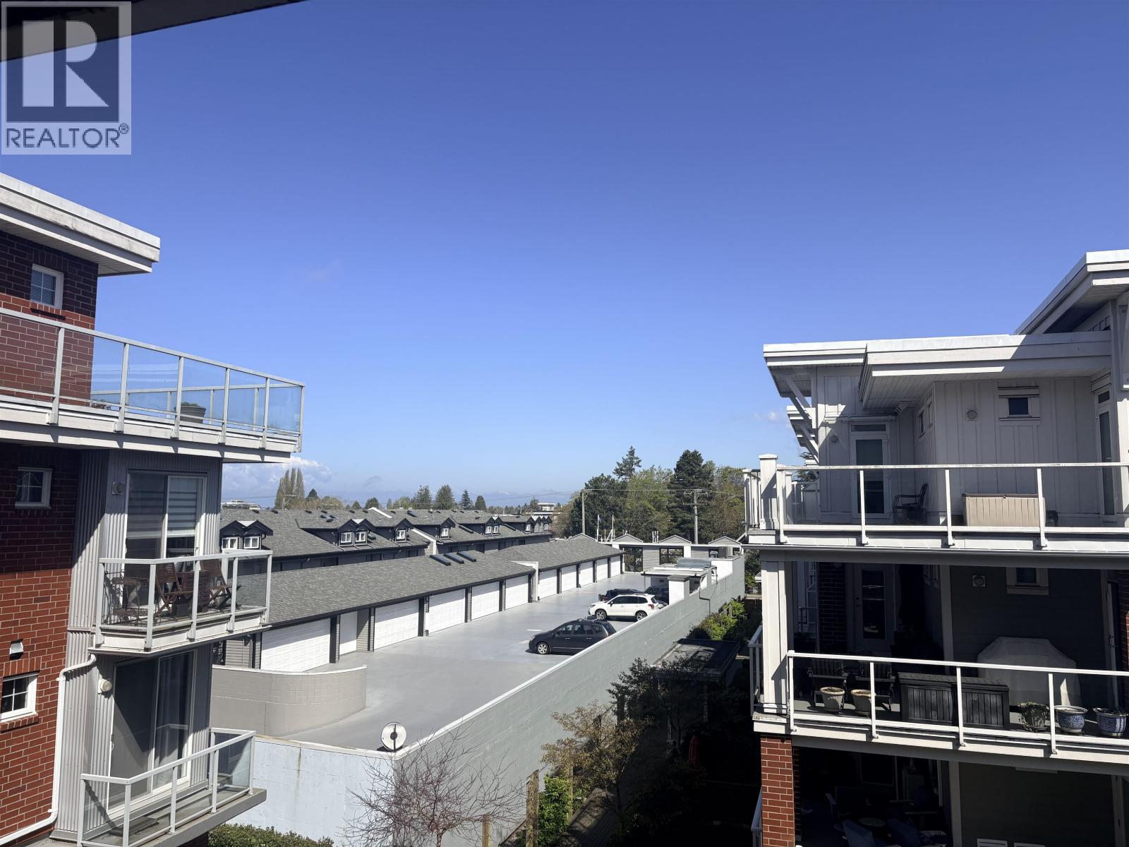 305 4111 Bayview Street Property Photo 29