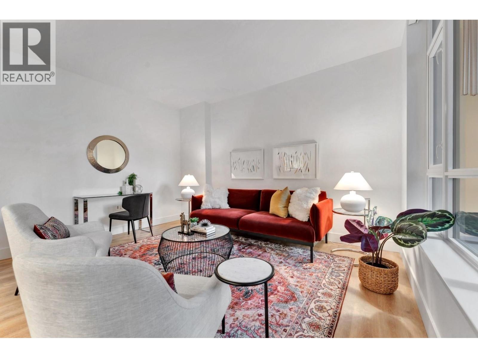 105 2325 Emery Court Property Photo 1