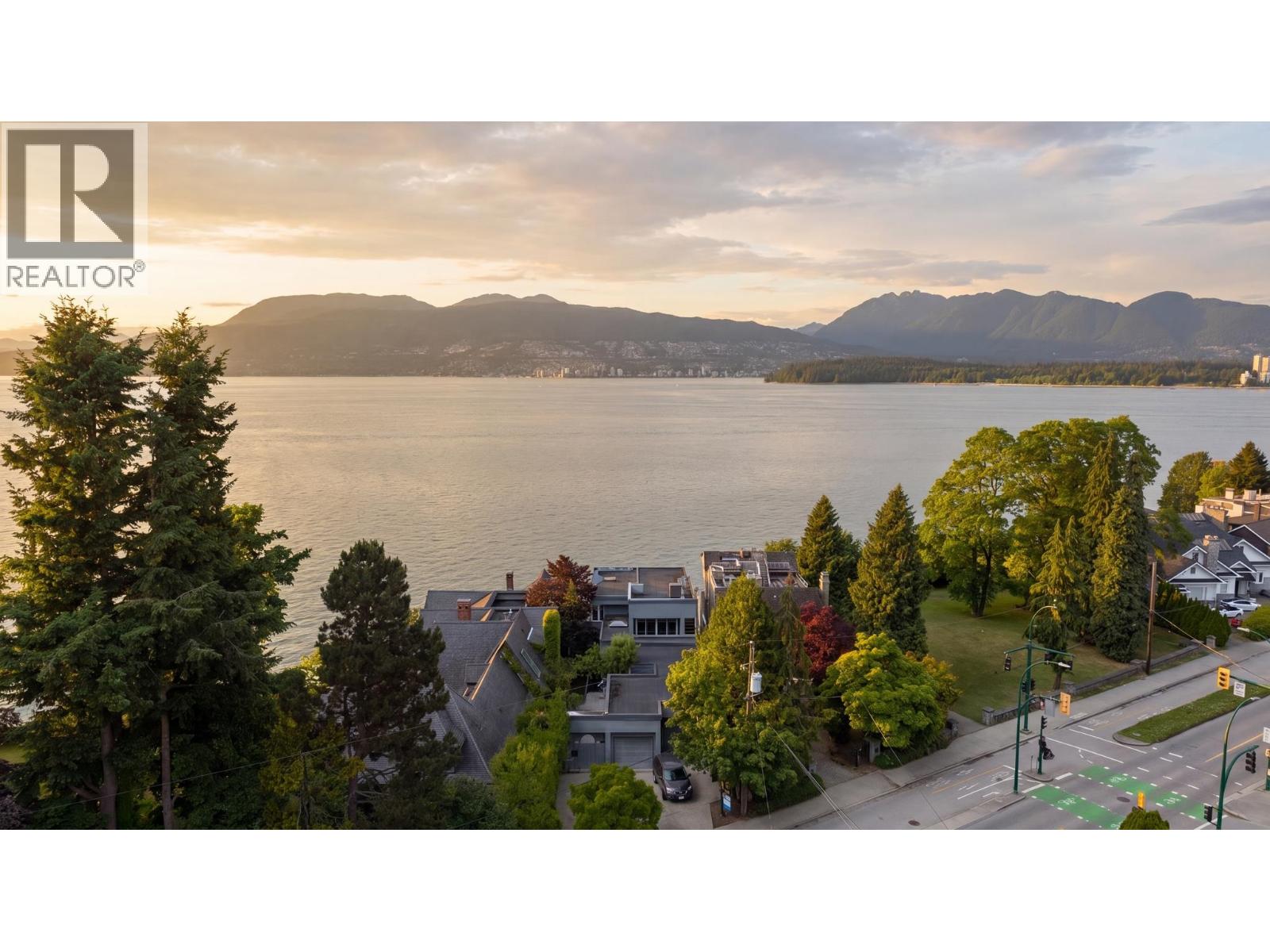 2711 Point Grey Road Property Photo 1