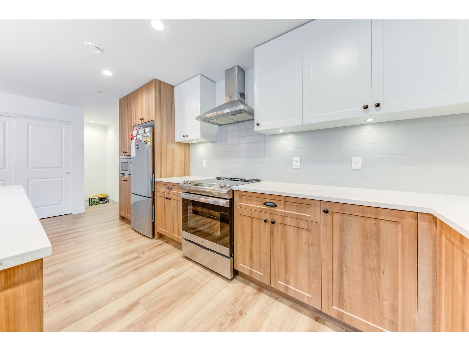 74 20487 65 Avenue Property Photo 11