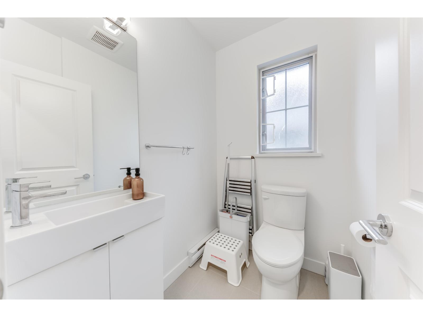 74 20487 65 Avenue Property Photo 19