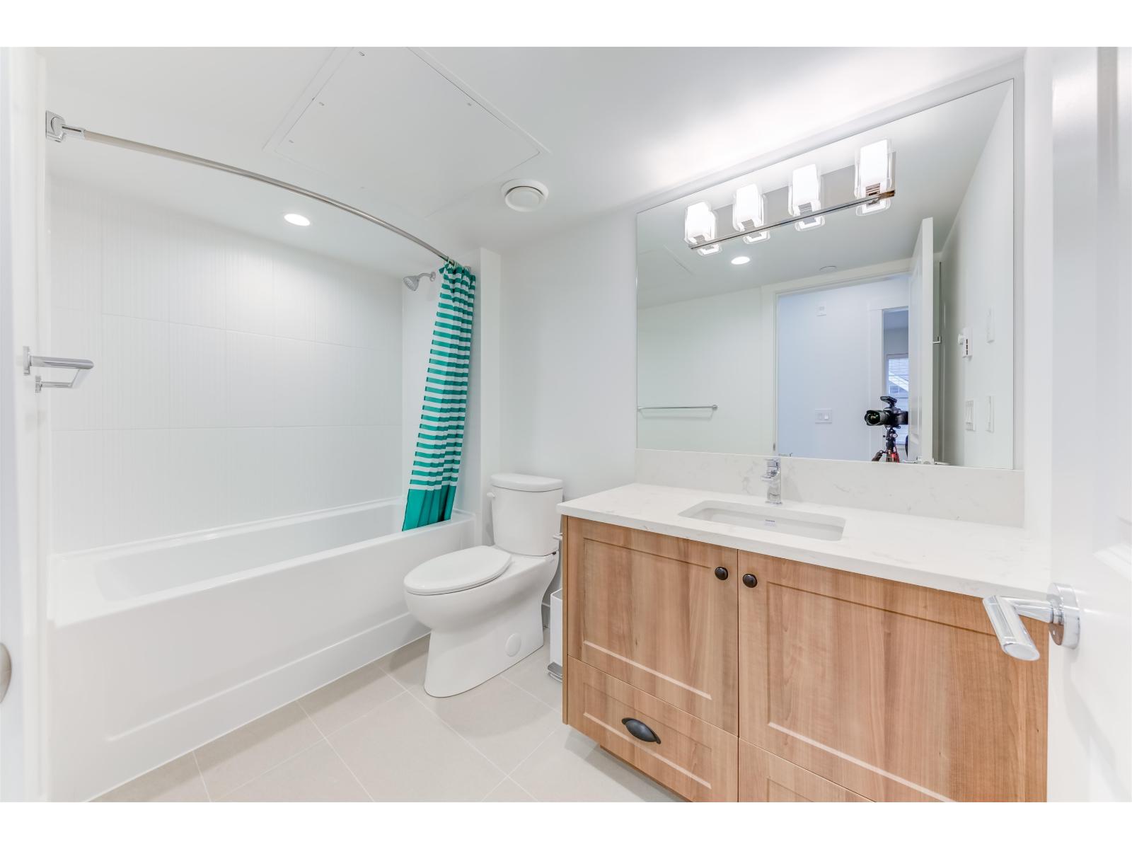 74 20487 65 Avenue Property Photo 21