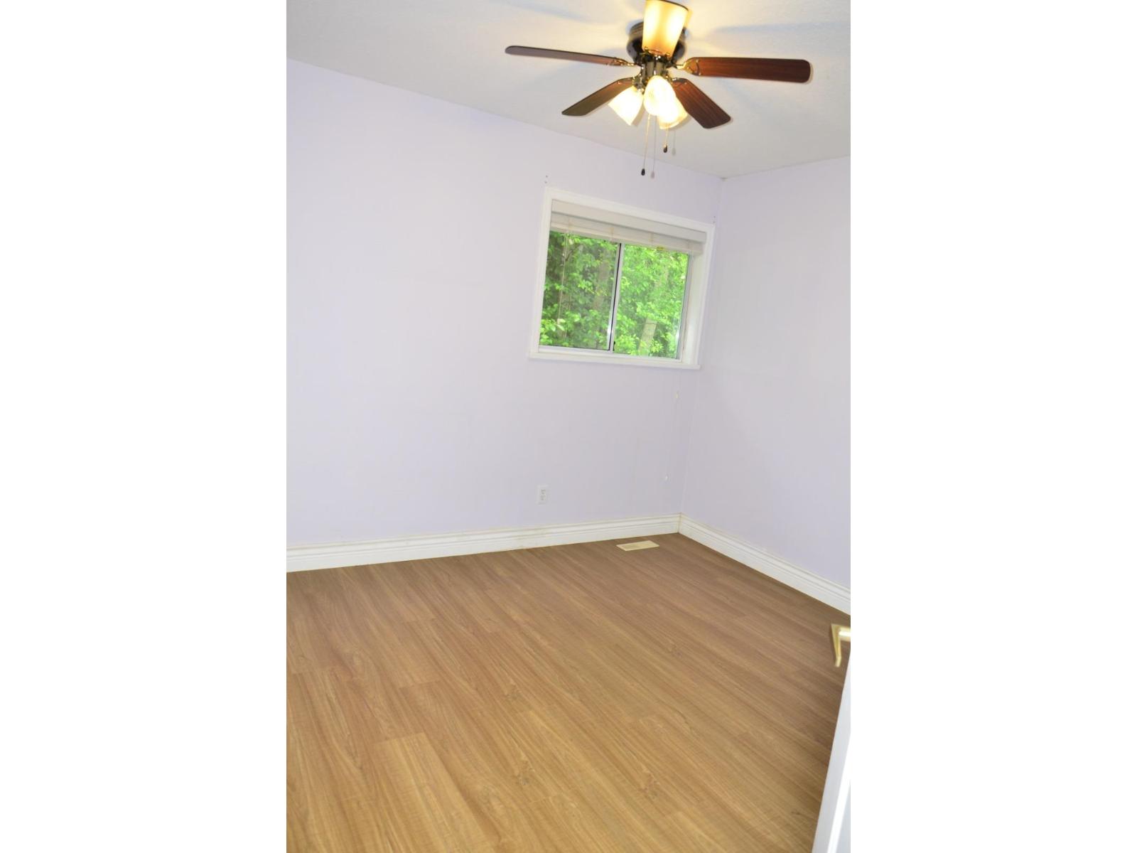 14645 18 Avenue Property Photo 17