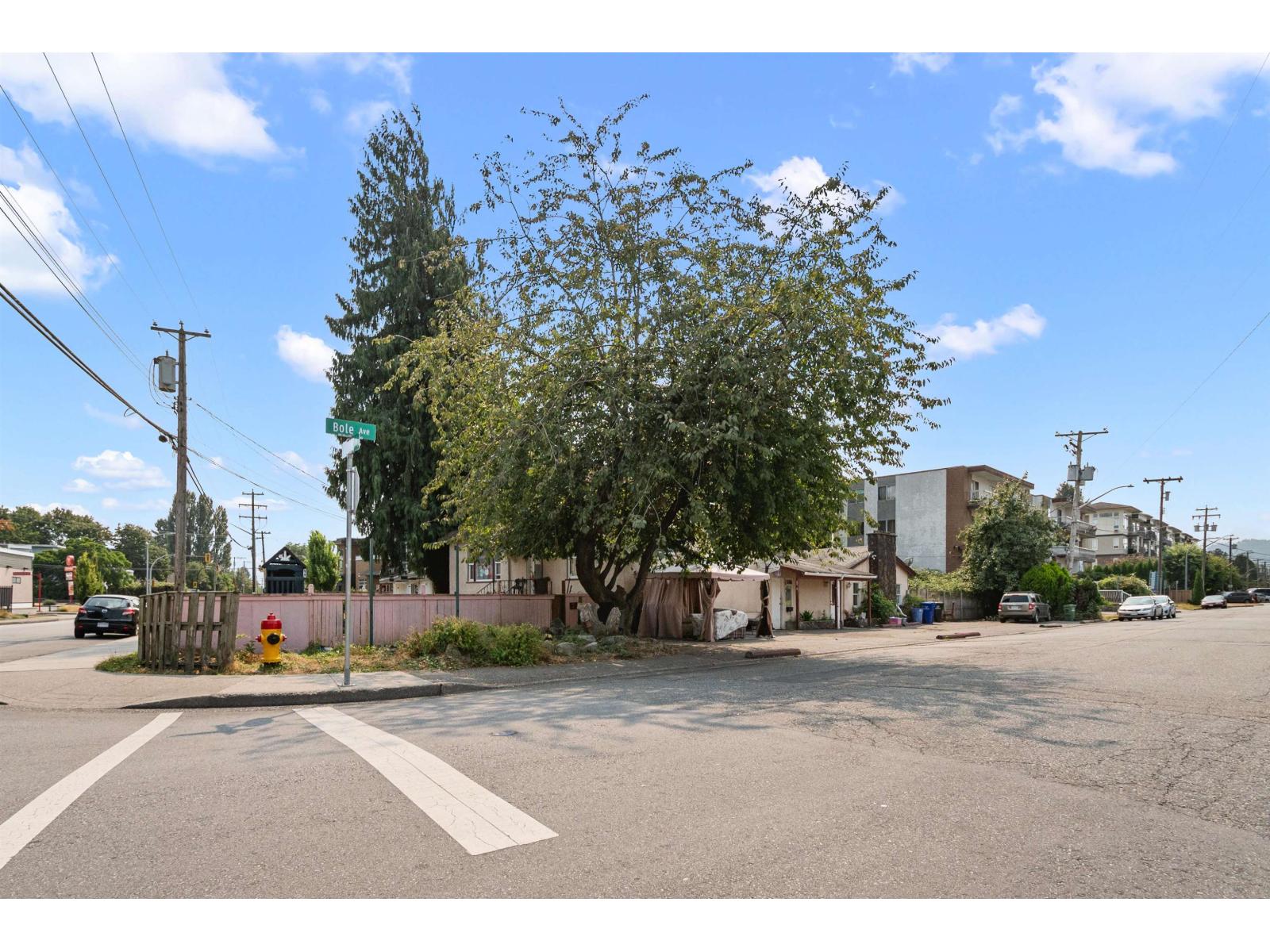 9475 Williams Street Property Photo 3