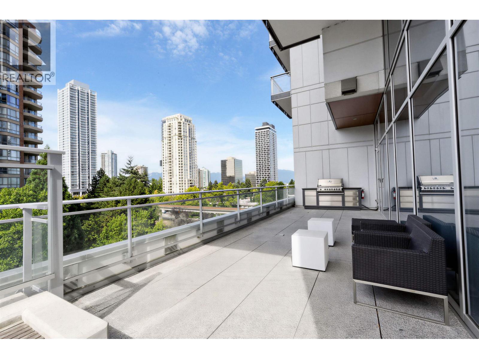 1702 4360 Beresford Street Property Photo 17
