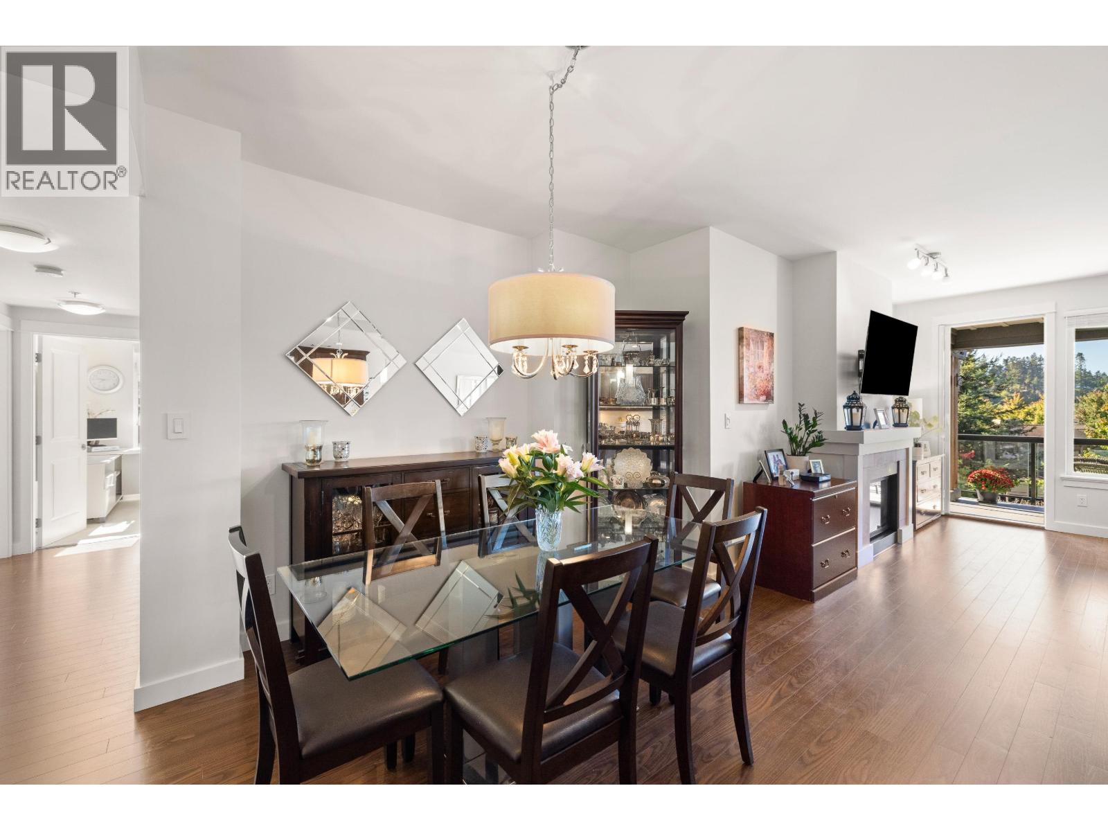 311 5099 Springs Boulevard Property Photo 8