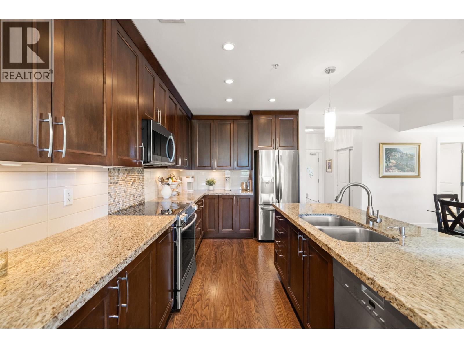 311 5099 Springs Boulevard Property Photo 18