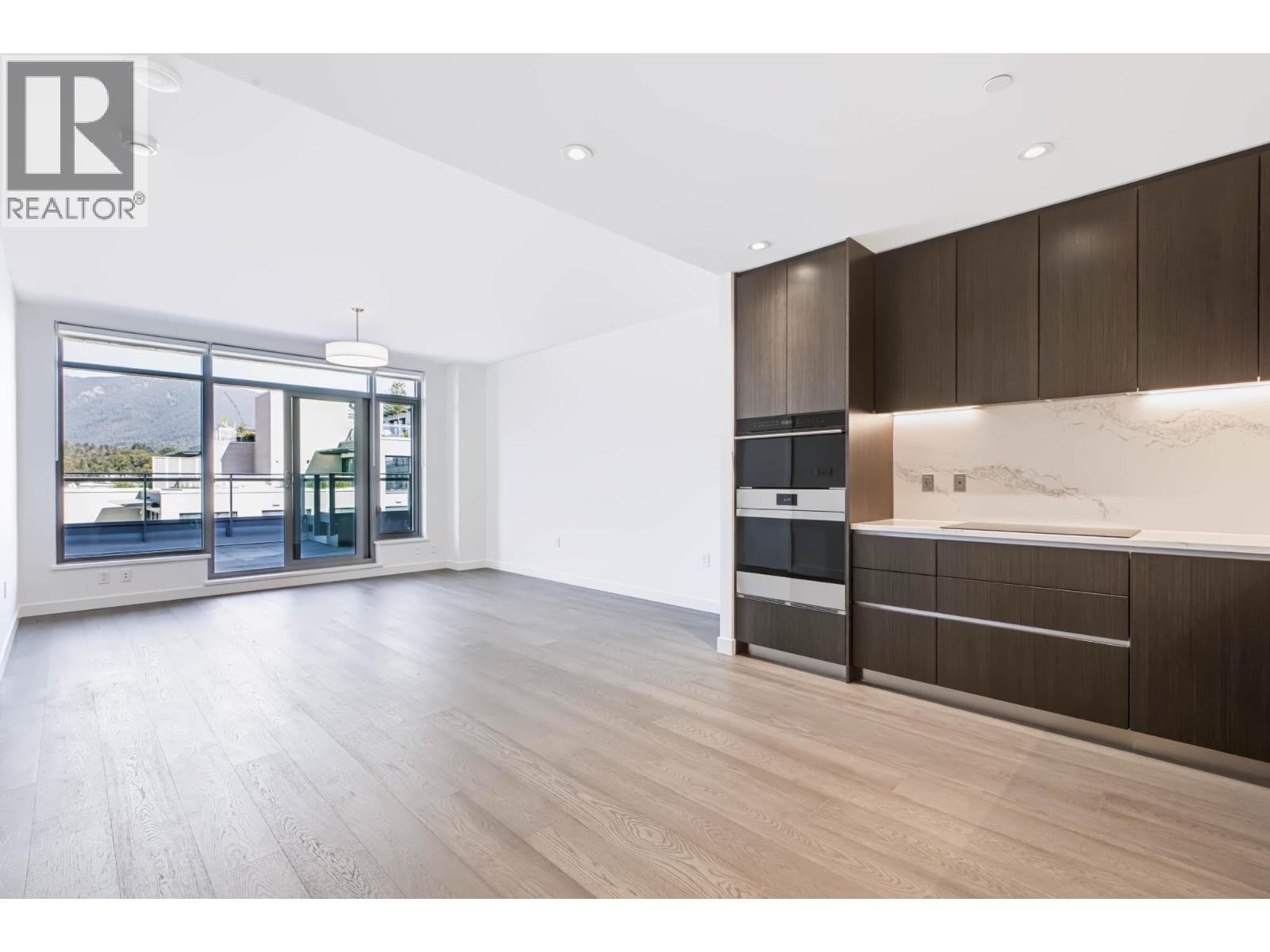 704 777 Harbour Way Property Photo 8
