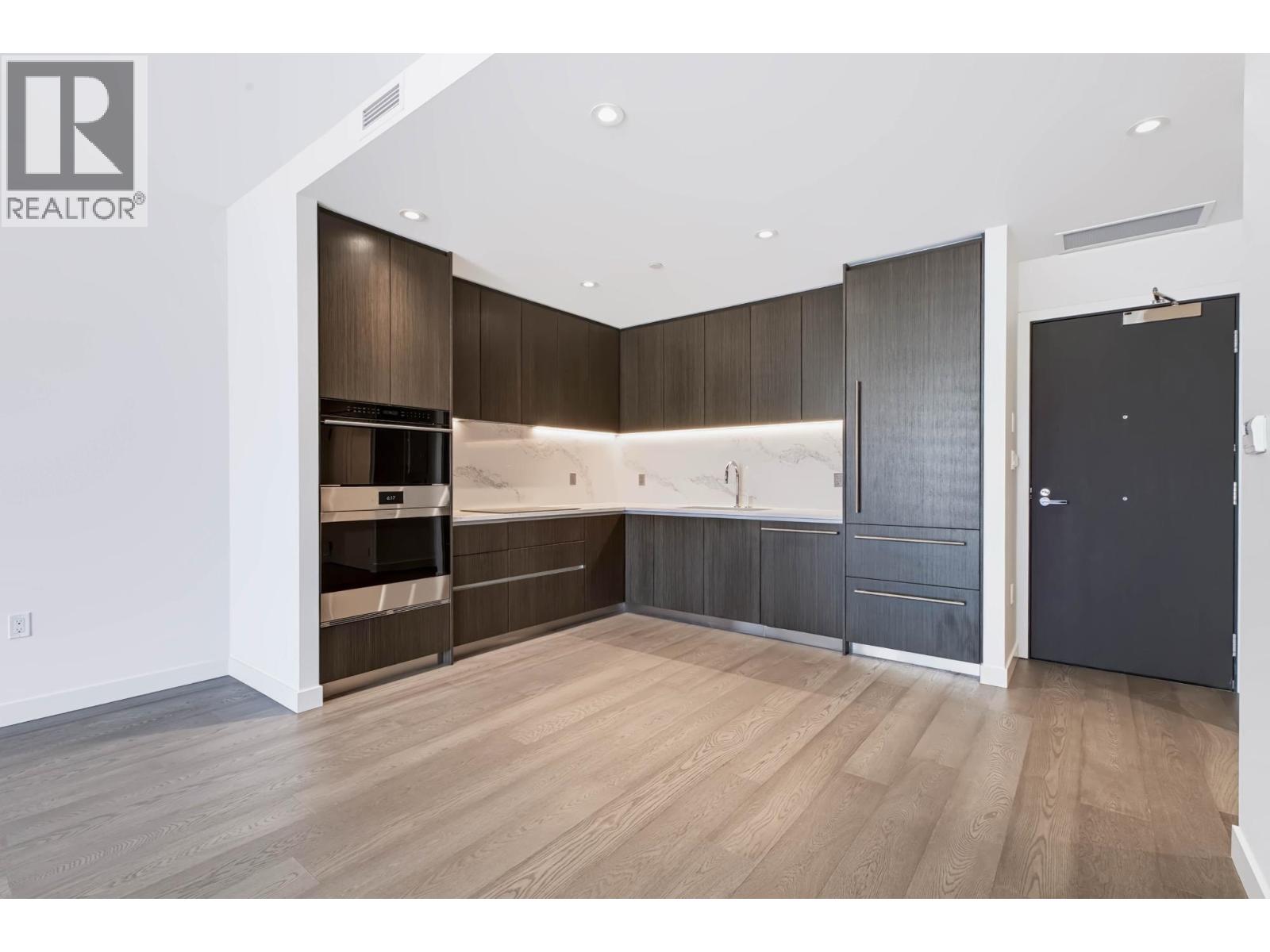 704 777 Harbour Way Property Photo 9
