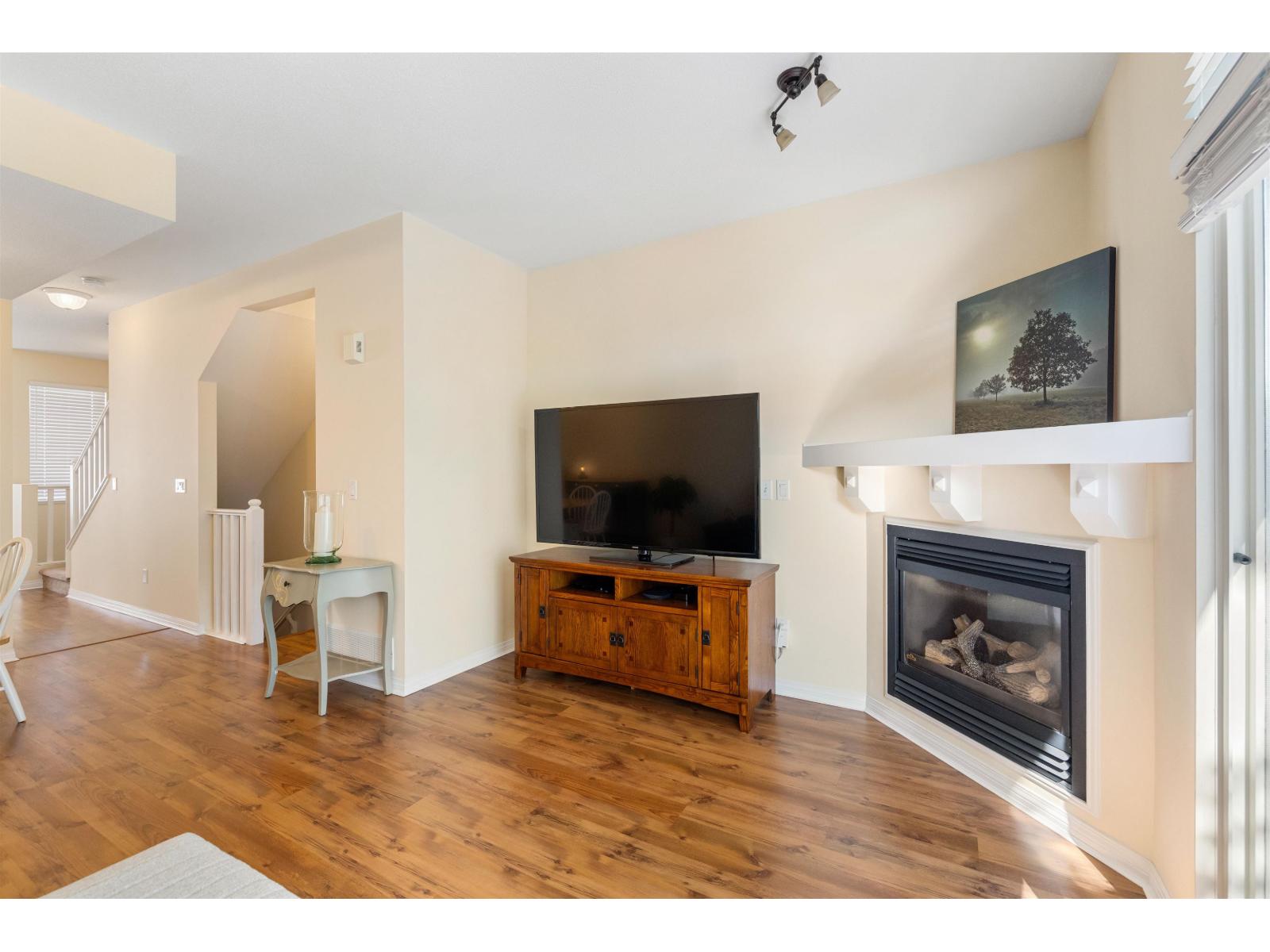 49 15030 58 Avenue Property Photo 9