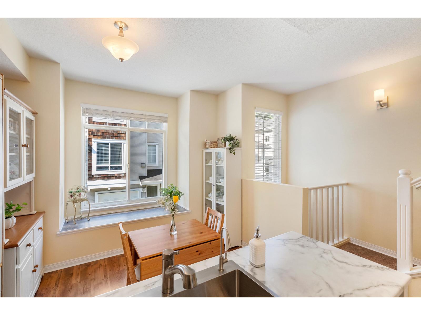 49 15030 58 Avenue Property Photo 18