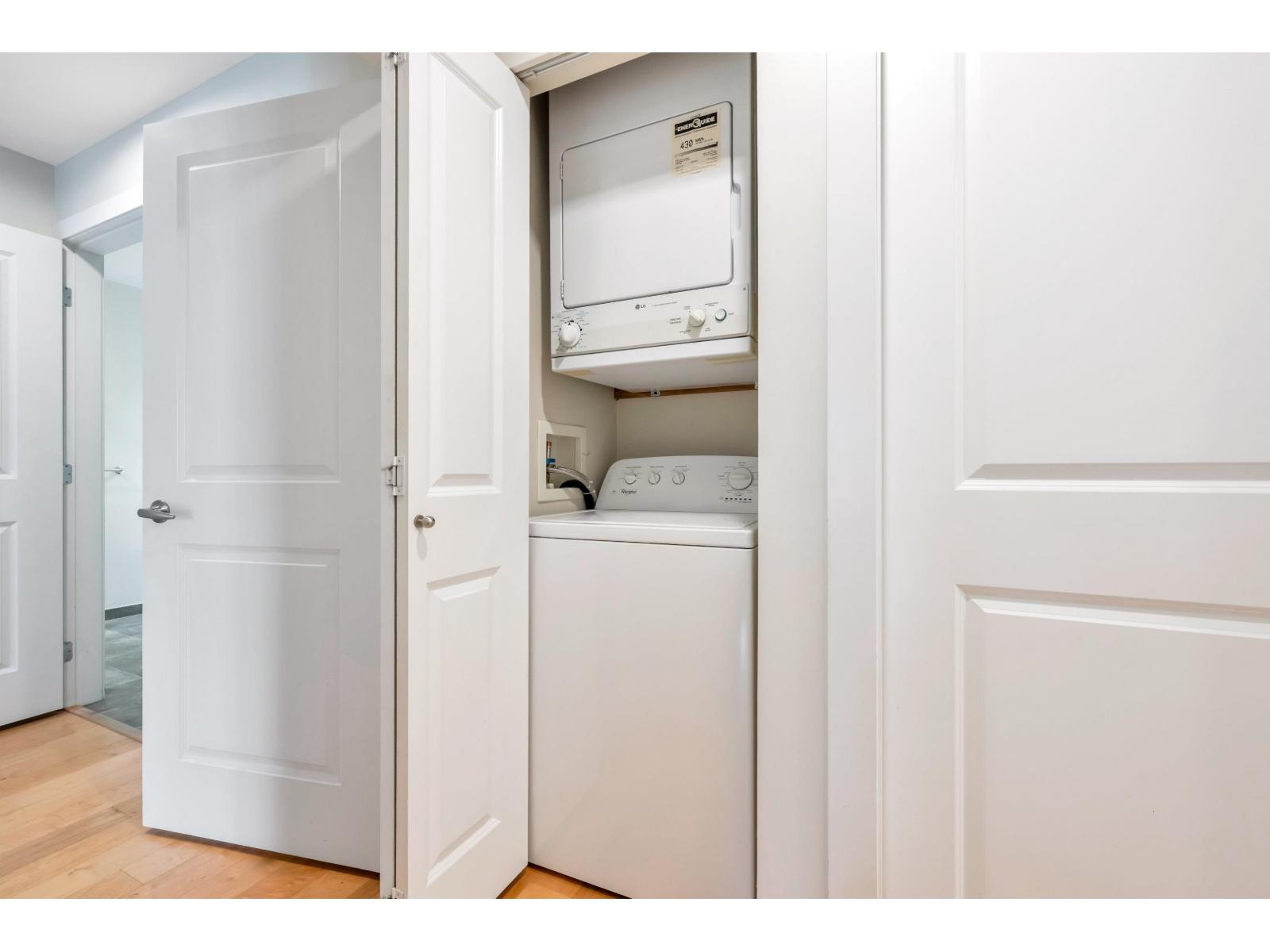 305 15368 16a Avenue Property Photo 26