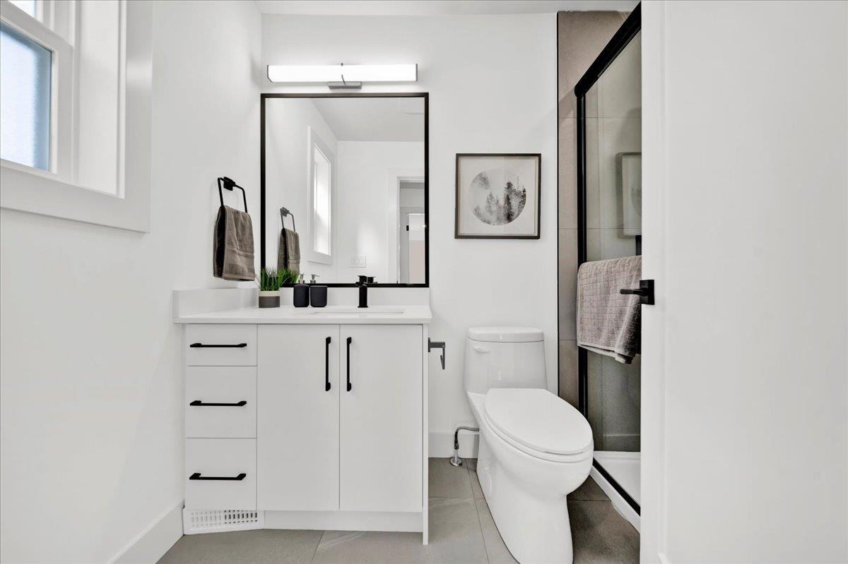 102 10151 144 Street Property Photo 15