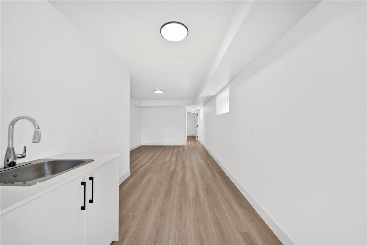 102 10151 144 Street Property Photo 29