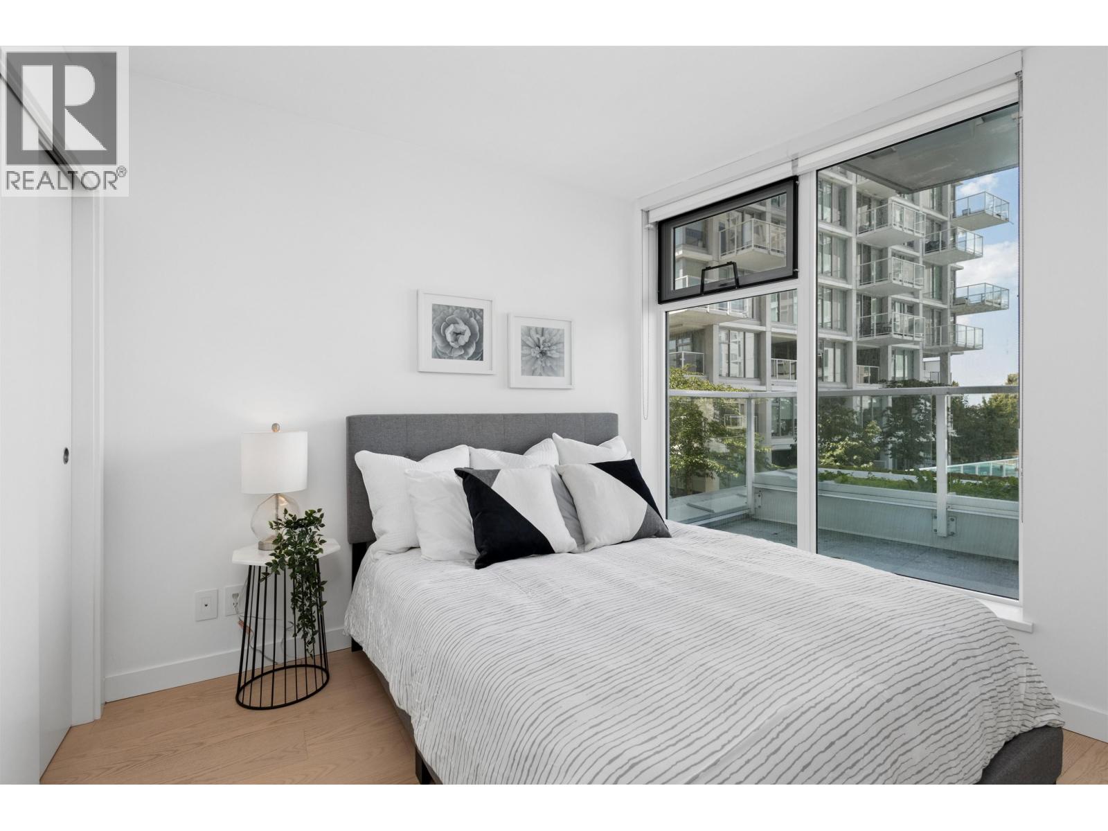 531 2220 Kingsway Street Property Photo 12