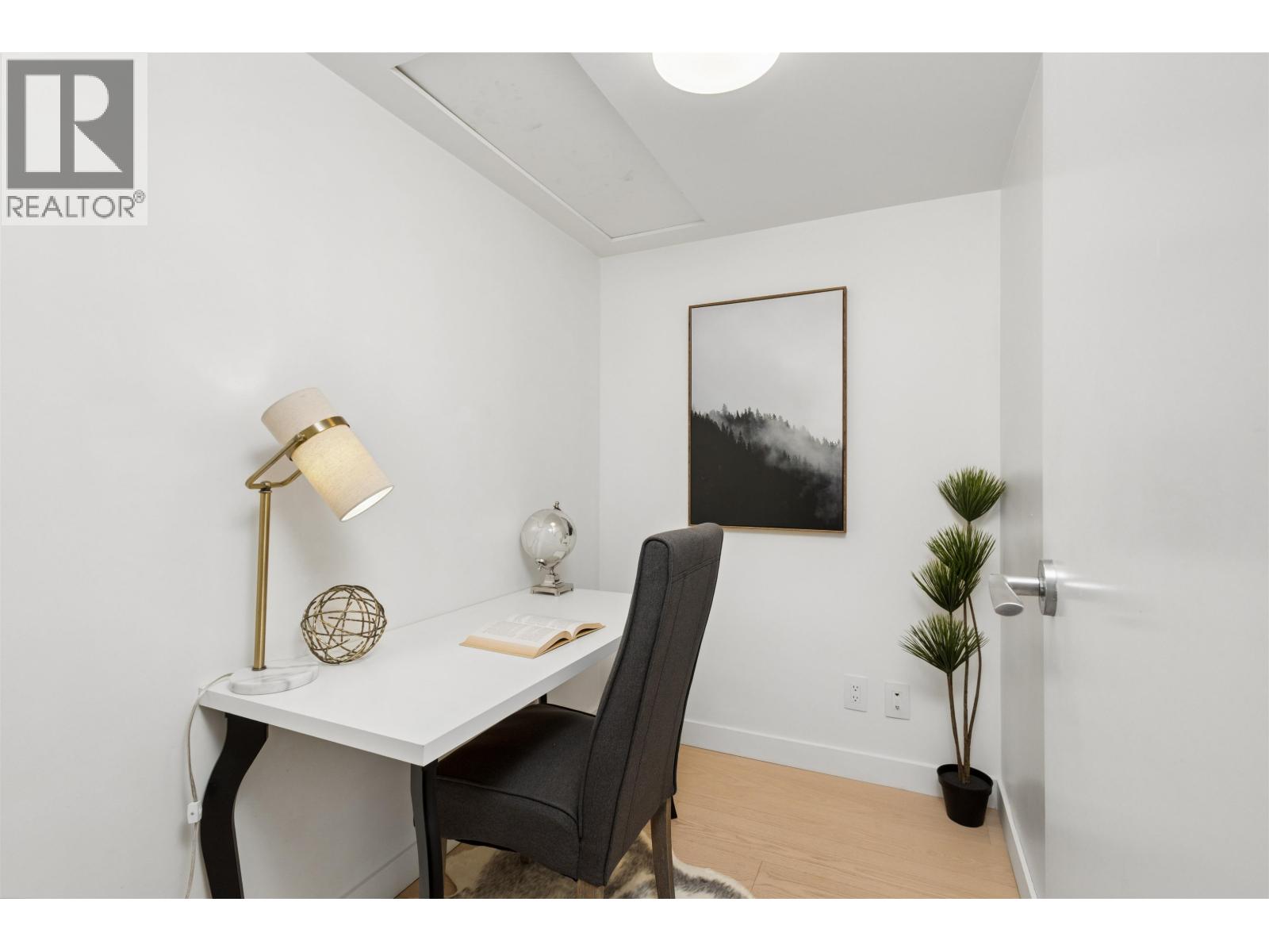 531 2220 Kingsway Street Property Photo 13