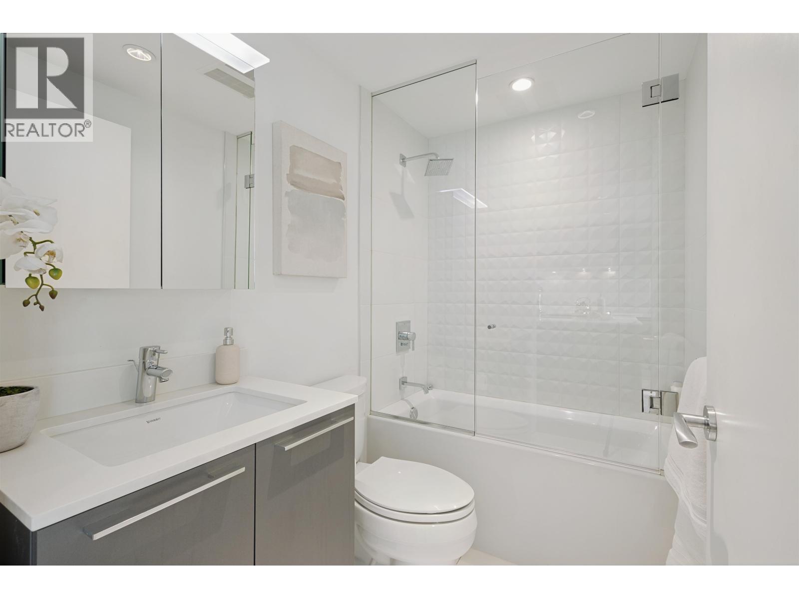 531 2220 Kingsway Street Property Photo 14
