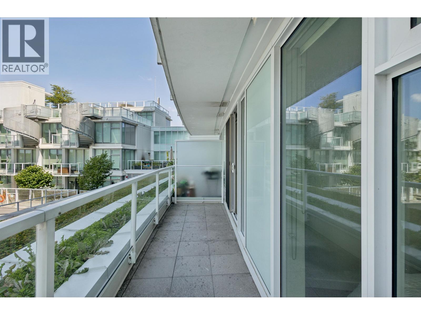 531 2220 Kingsway Street Property Photo 17