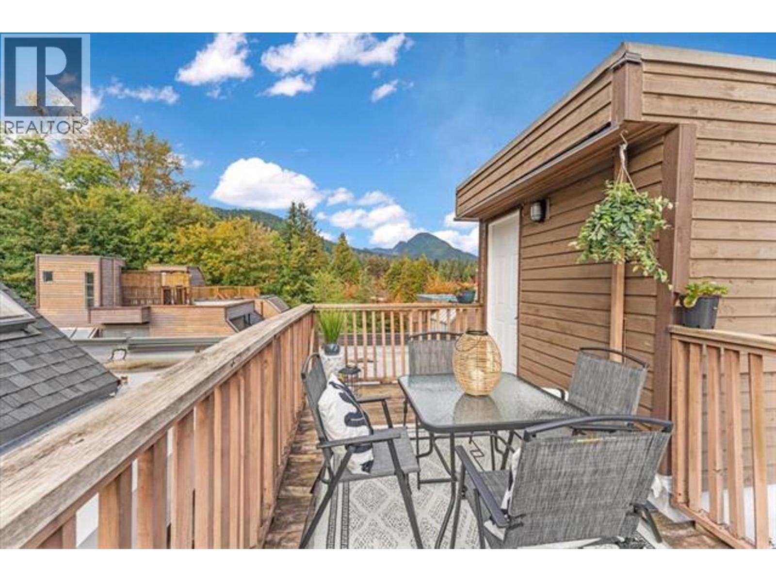 3295 Mountain Highway Property Photo 19