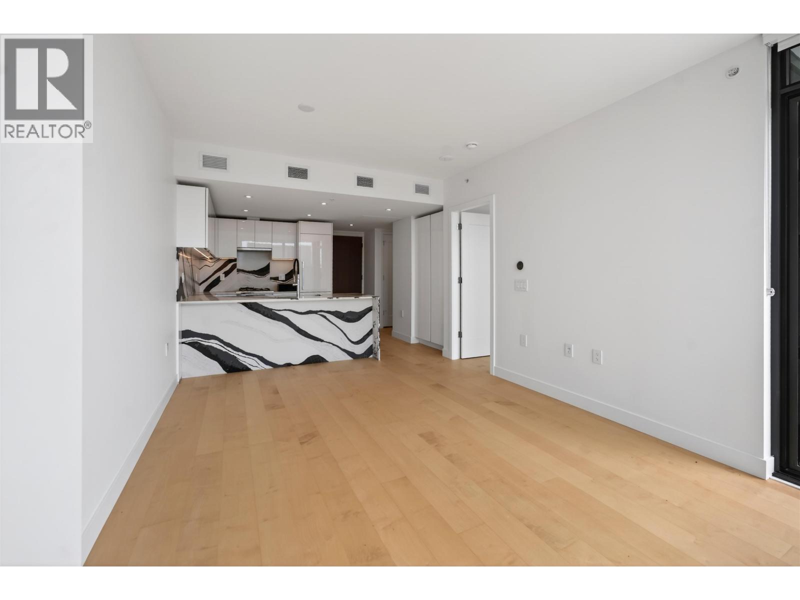 1304 135 E 13th Street Property Photo 5