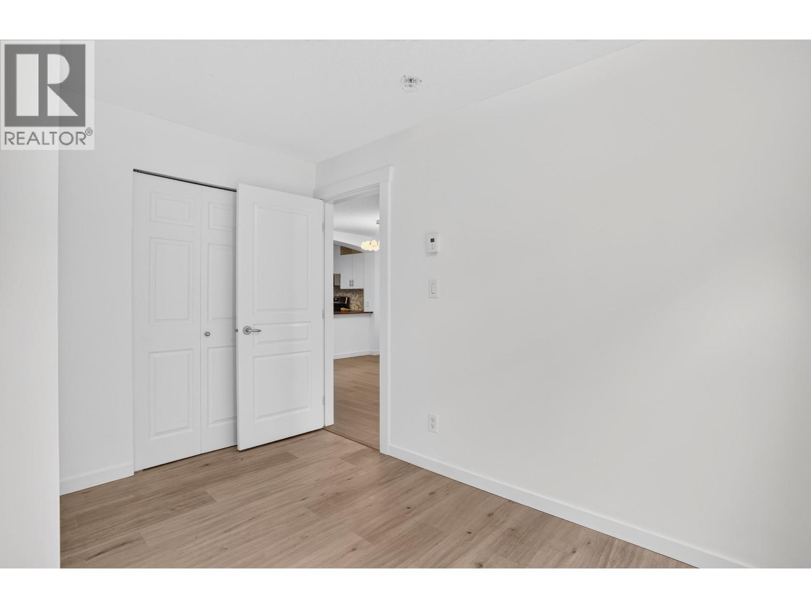 303 2998 Silver Springs Boulevard Property Photo 10
