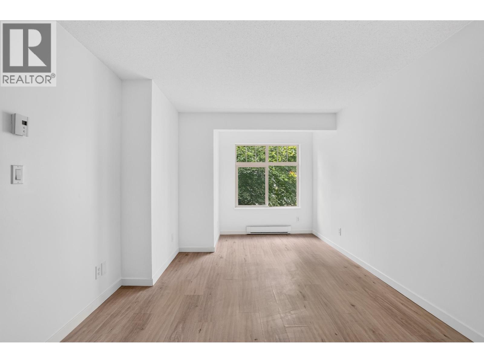 303 2998 Silver Springs Boulevard Property Photo 13