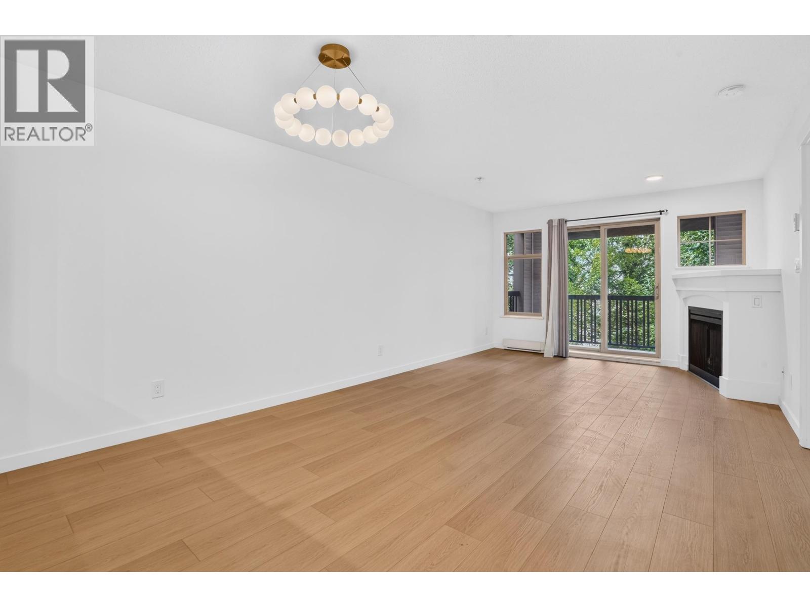 303 2998 Silver Springs Boulevard Property Photo 17