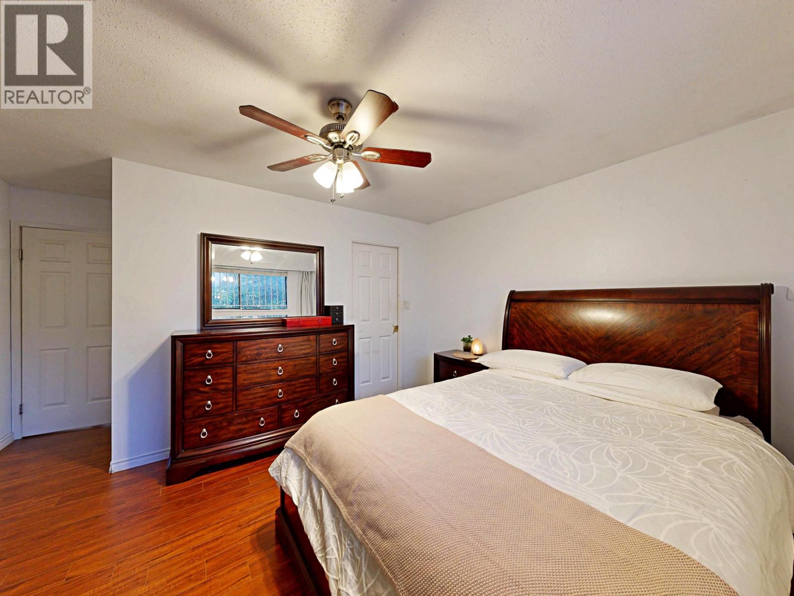 7882 Windsor Street Property Photo 20