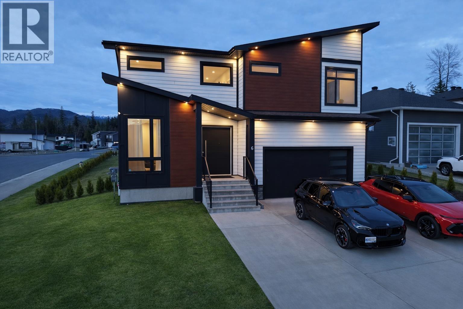 6 Robinson Street Property Photo 1