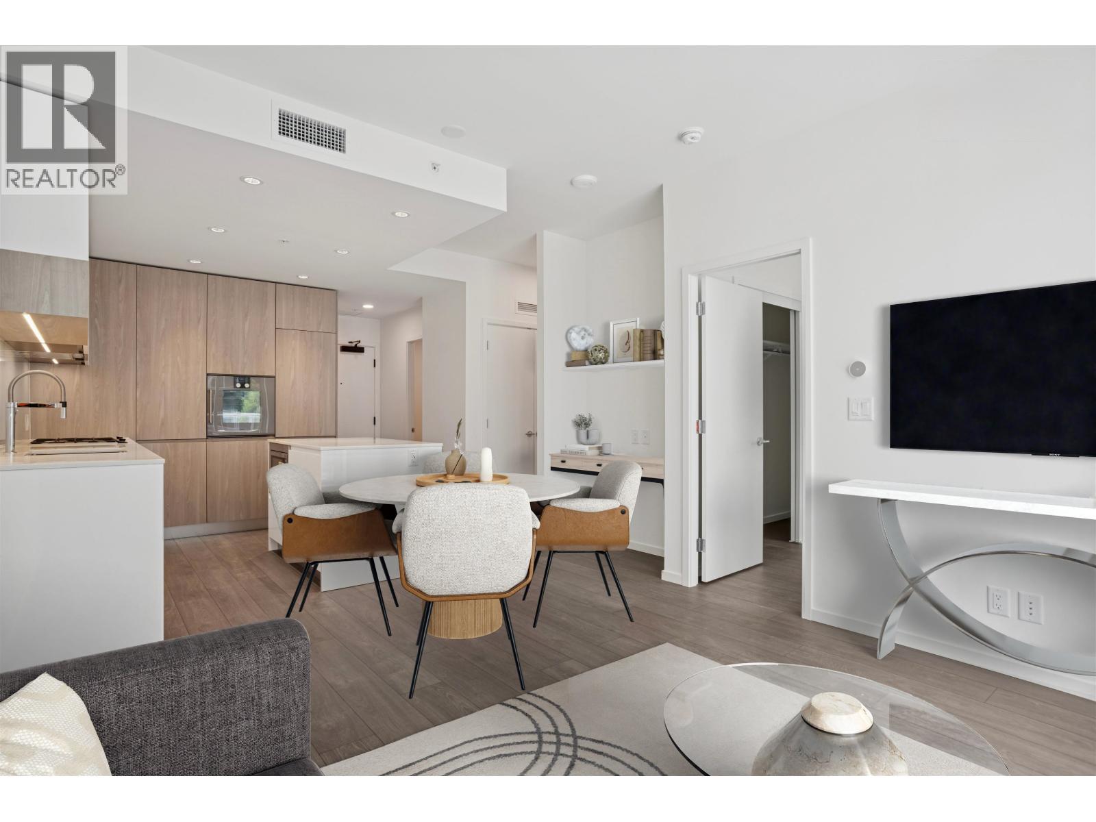 548 6500 MINORU BOULEVARD Property Photo 1
