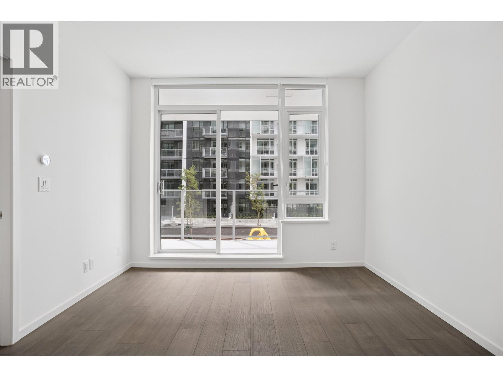548 6500 Minoru Boulevard Property Photo 4