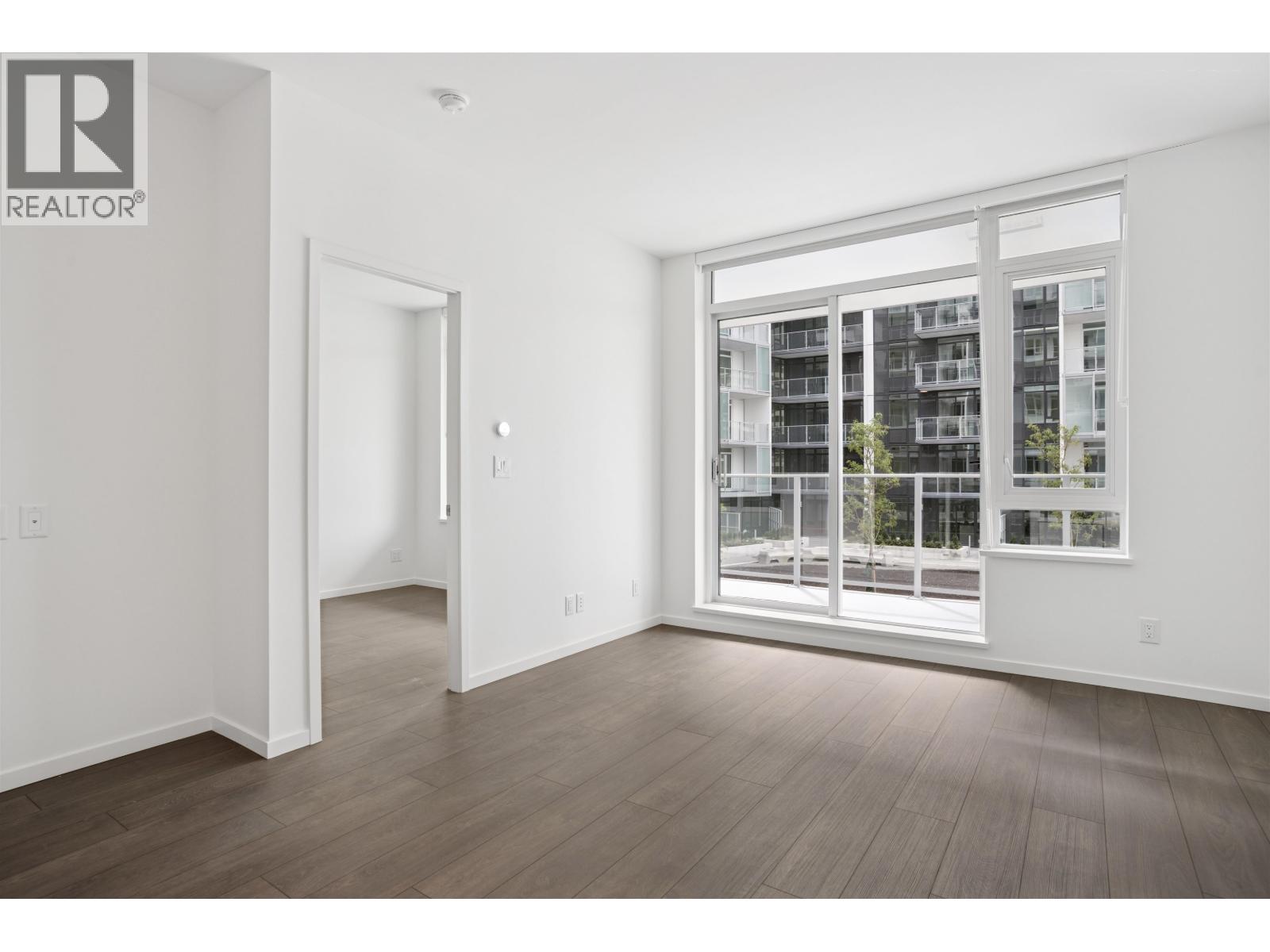 548 6500 Minoru Boulevard Property Photo 5