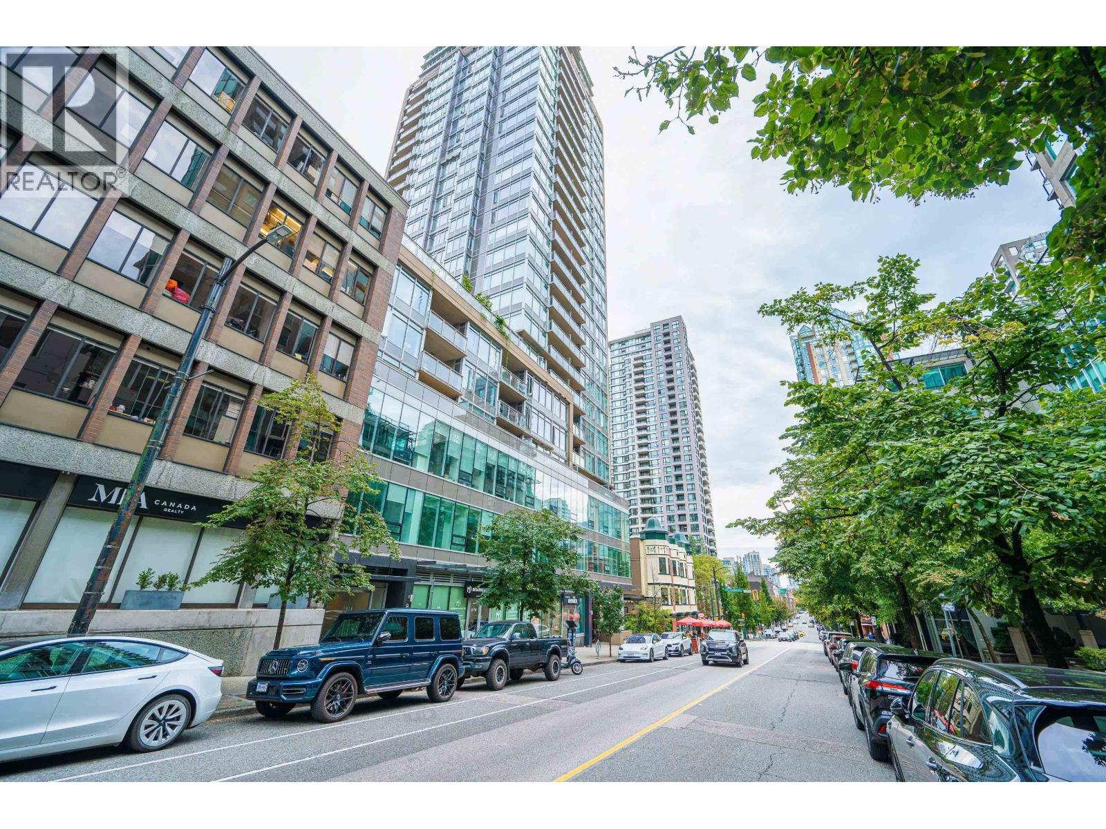 1408 888 Homer Street Property Photo 1